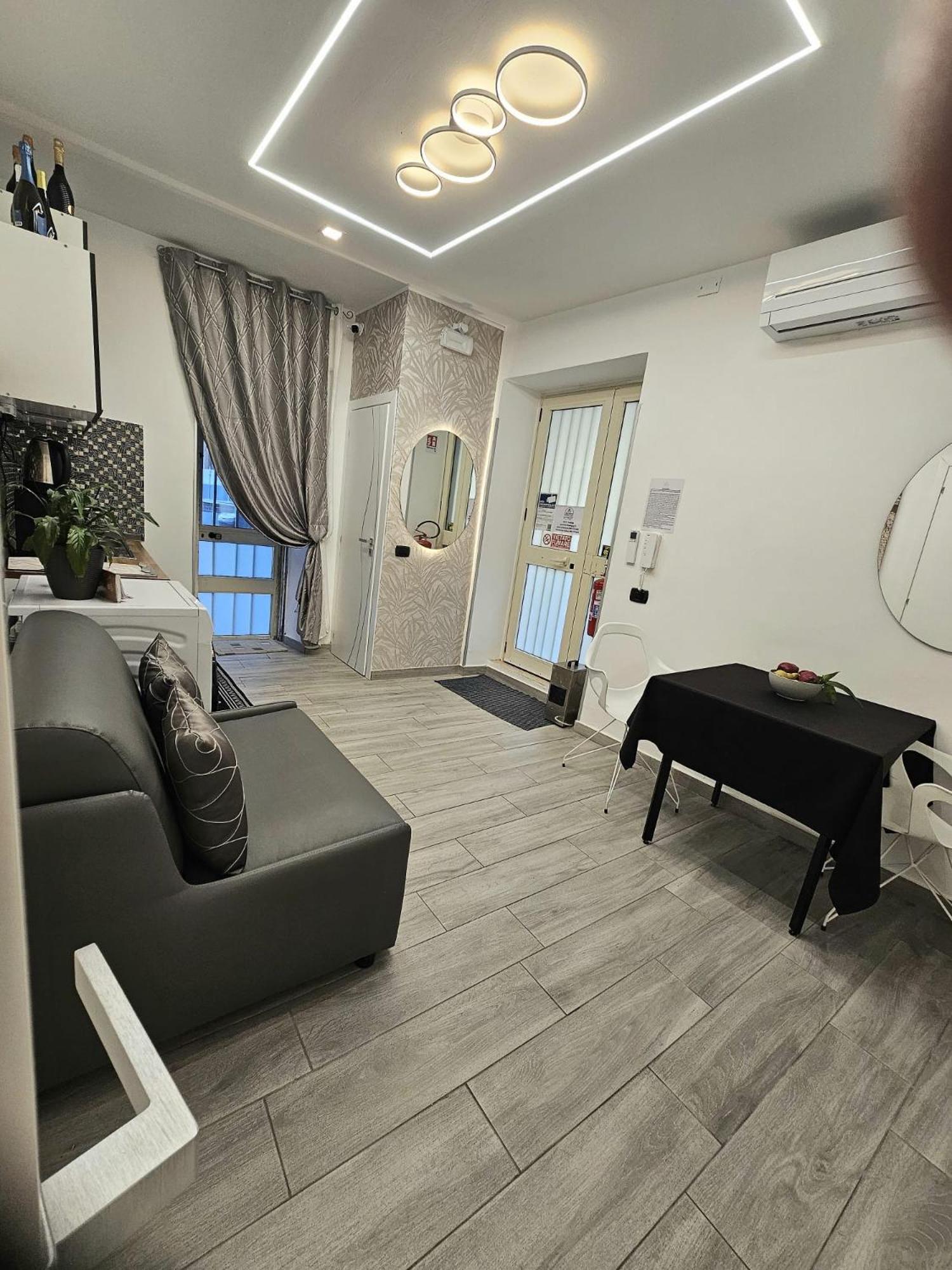 Prestige Casa Vacanze Катандзаро Экстерьер фото